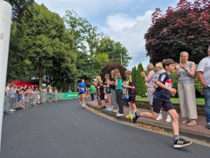 b439799d-cd4e-47ff-ad08-5c8fd761184d