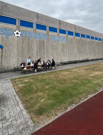 Damen 1: Erfolgreiches und lehrreiches Trainingslager