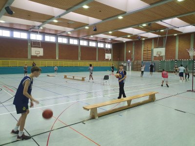 Erfolgreiche Basketball-Schnuppertrainings – Über 40 Kinder absolvieren DBB-Spielabzeichen in Bronze