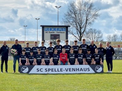 B2-Junioren siegen in neuem Outfit