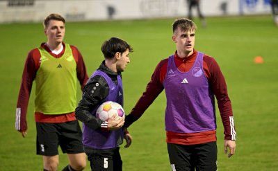 Die Bilder zum Derby des SC Spelle-Venhaus beim SV Holthausen Biene