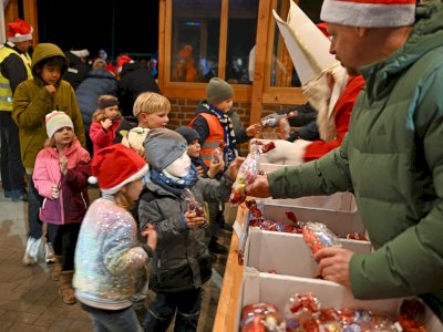 Bilder vom Nikolaussingen beim SCSV: Strahlende Kinderaugen bei toller Premiere