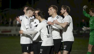 Bilder zum 4:1-Sieg des SC Spelle-Venhaus gegen Lupo-Martini Wolfsburg