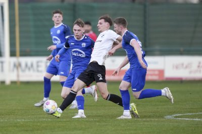 Die Bilder zum Derby des SC Spelle-Venhaus gegen die U23 des SV Meppen