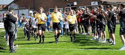Gänsehautmomente beim emotionalen Abschied von drei Speller Fußball-Legenden