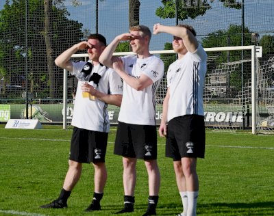 Bilder zur Verabschiedung verdienter Spieler beim SC Spelle-Venhaus