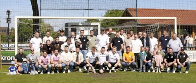 Bilder zur Verabschiedung verdienter Spieler beim SC Spelle-Venhaus