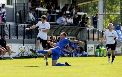Bilder zur Verabschiedung verdienter Spieler beim SC Spelle-Venhaus