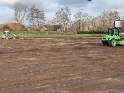„Winterpause“ beendet: Arbeiten am Speller Kunstrasenplatz werden fortgesetzt