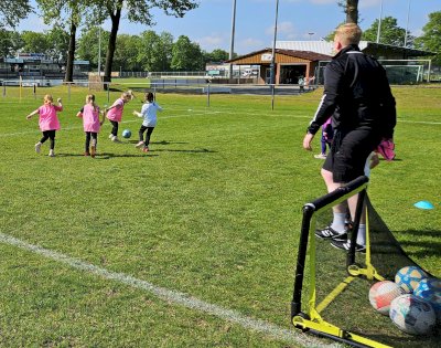 Erfolgreiches Mini-Kicker-Schnuppertraining beim SC Spelle-Venhaus
