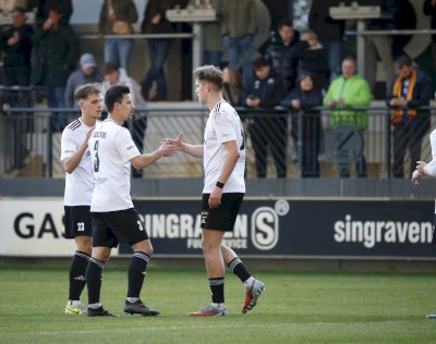Die Bilder zum Derby des SC Spelle-Venhaus gegen die U23 des SV Meppen