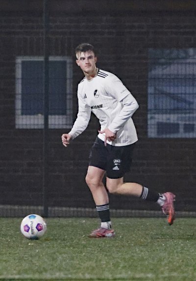 Bilder zum Speller 6:2 gegen den Heeslinger SC