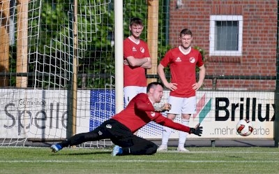 Lenz trifft beim  Speller 1:1 im zweiten Test gegen FC Twente/Heracles