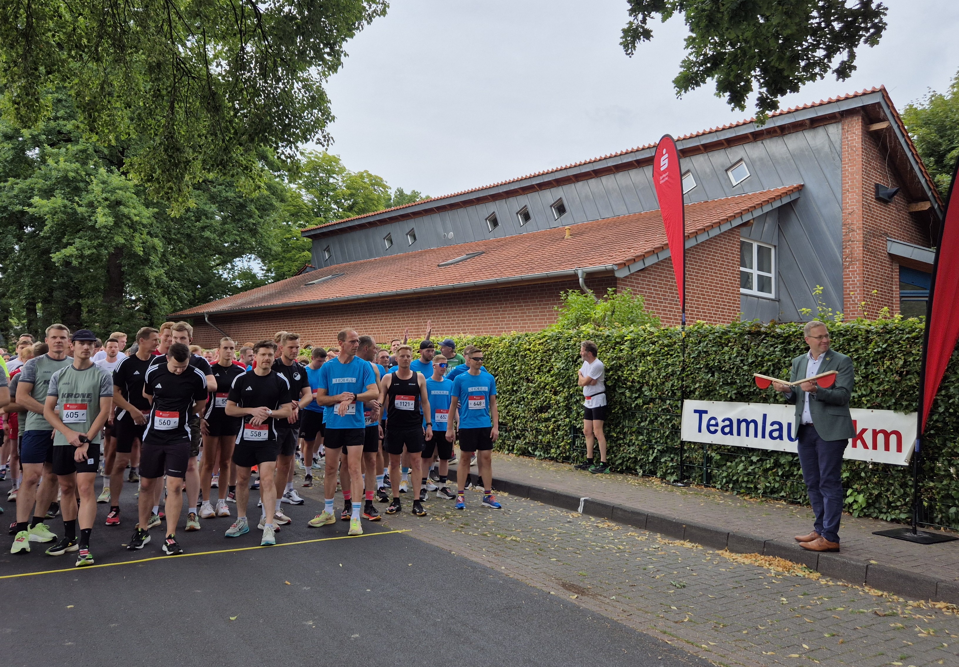 Spelle begeistert beim 34. Sparkassen-Sommernachtslauf