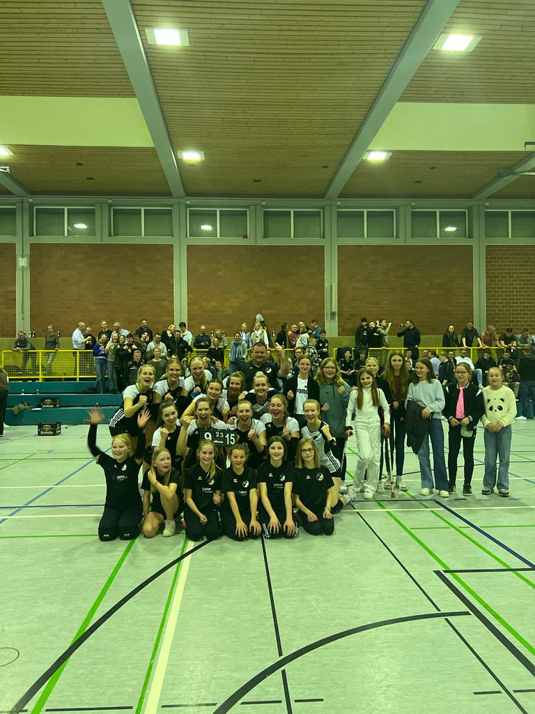 FANS GEWINNEN VOLLEYBALLKRIMI